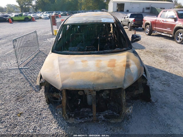 46024171 :رقم المزاد ، 5TDZARFH0KS056137 vin ، 2019 Toyota Highlander Le مزاد بيع