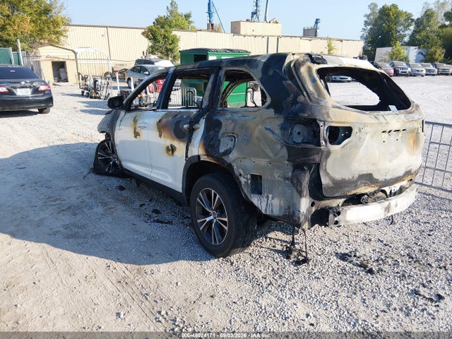 46024171 :رقم المزاد ، 5TDZARFH0KS056137 vin ، 2019 Toyota Highlander Le مزاد بيع