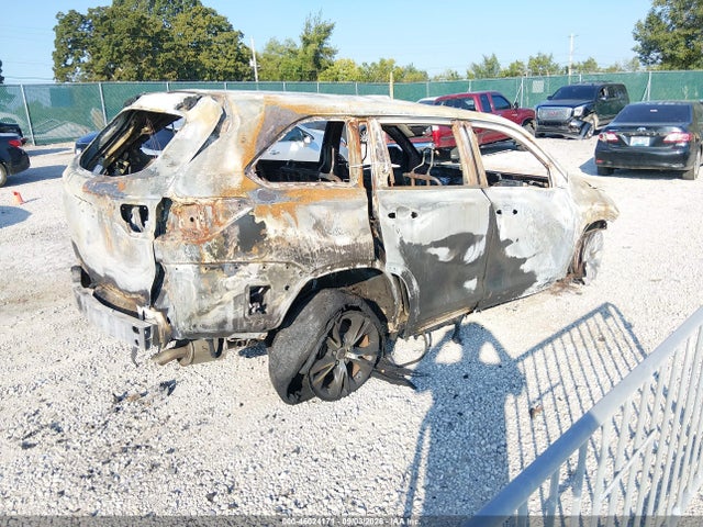 46024171 :رقم المزاد ، 5TDZARFH0KS056137 vin ، 2019 Toyota Highlander Le مزاد بيع