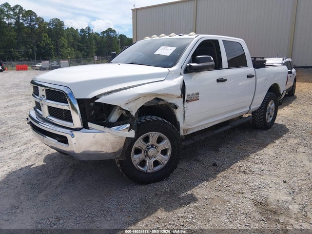 RAM 2500 Tradesman 2014 3C6UR5CL9EG314735 Image 2