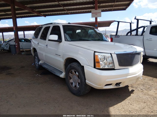 46024189 :رقم المزاد ، 1GYEK63N14R261904 vin ، 2004 Cadillac Escalade Standard مزاد بيع