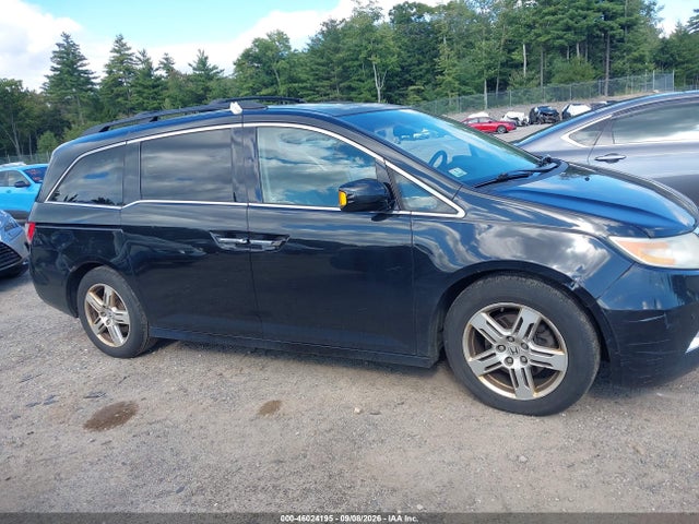 2011 Honda Odyssey Touring/touring Elite მანქანა იყიდება აუქციონზე, vin: 5FNRL5H98BB017972, აუქციონის ნომერი: 46024195