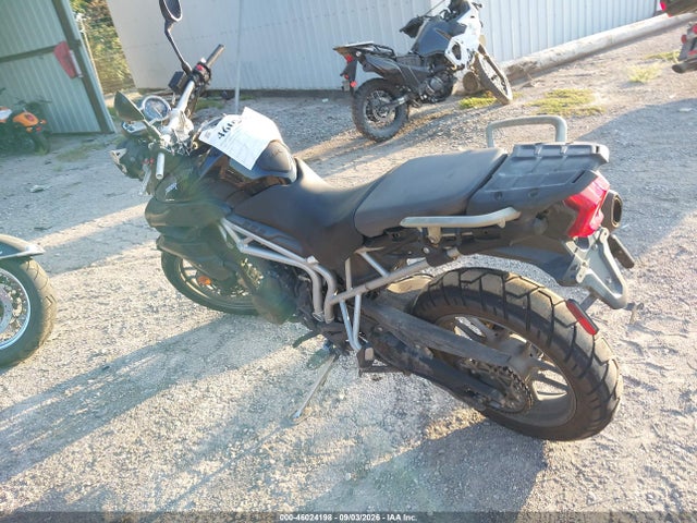 2011 Triumph Motorcycle Tiger 800/abs მანქანა იყიდება აუქციონზე, vin: SMTE05BF4BJ495421, აუქციონის ნომერი: 46024198