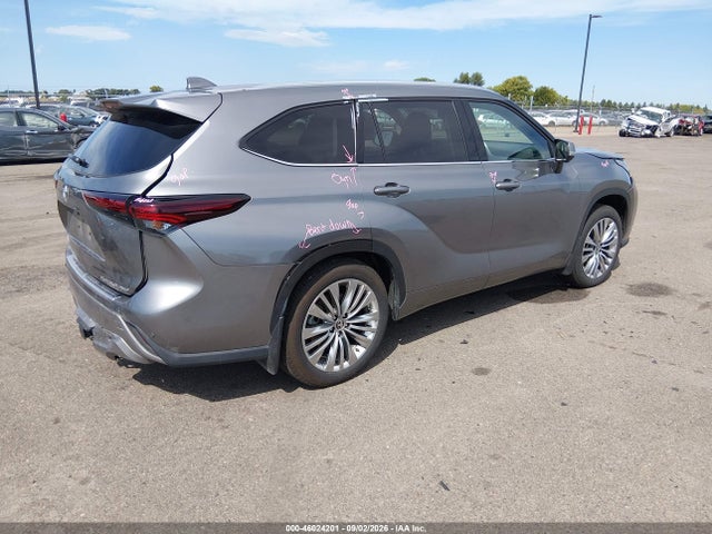 5TDKDRBH6SS594047 Toyota Highlander Platinum