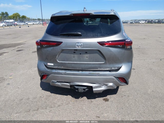 5TDKDRBH6SS594047 Toyota Highlander Platinum