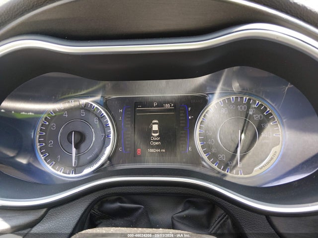46024205 :رقم المزاد ، 1C3CCCAB3HN504258 vin ، 2017 Chrysler 200 Limited Platinum مزاد بيع