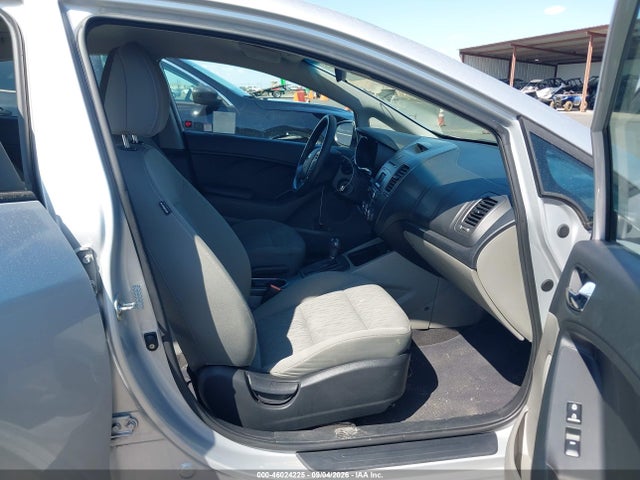 KNAFK4A61G5515694 KIA FORTE LX