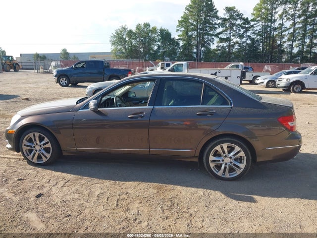 Продаж на аукціоні авто 2013 Mercedes-benz C 300 Luxury 4matic, vin: WDDGF8AB5DR258193, номер лоту: 46024260