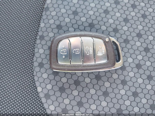 Продажа на аукционе авто 2019 Hyundai Ioniq Hybrid Blue, vin: KMHC65LC3KU159424, номер лота: 46024352