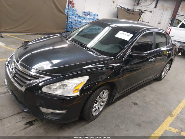 Nissan Altima 2.5 S 2015 1N4AL3AP0FC200544 Image 2