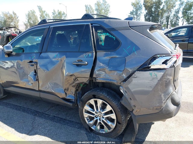 2024 Toyota Rav4 Xle Premium მანქანა იყიდება აუქციონზე, vin: 2T3C1RFV9RC260196, აუქციონის ნომერი: 46024376