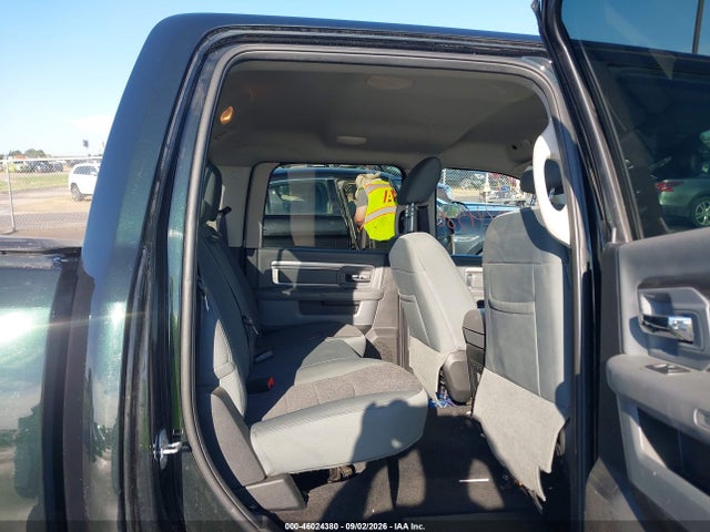 Продажа на аукционе авто 2017 Ram 1500 Big Horn  4x4 5'7 Box, vin: 3C6RR7LT9HG689420, номер лота: 46024380