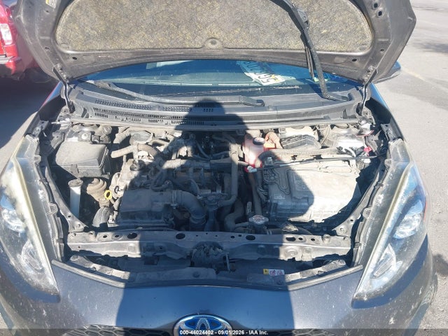 Toyota Prius C Three 2018 JTDKDTB37J1614075 Image 10