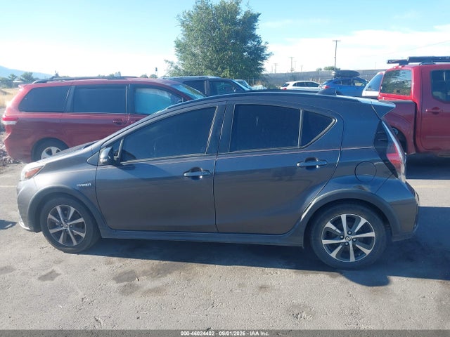 Toyota Prius C Three 2018 JTDKDTB37J1614075 Image 14