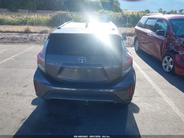 Toyota Prius C Three 2018 JTDKDTB37J1614075 Image 16