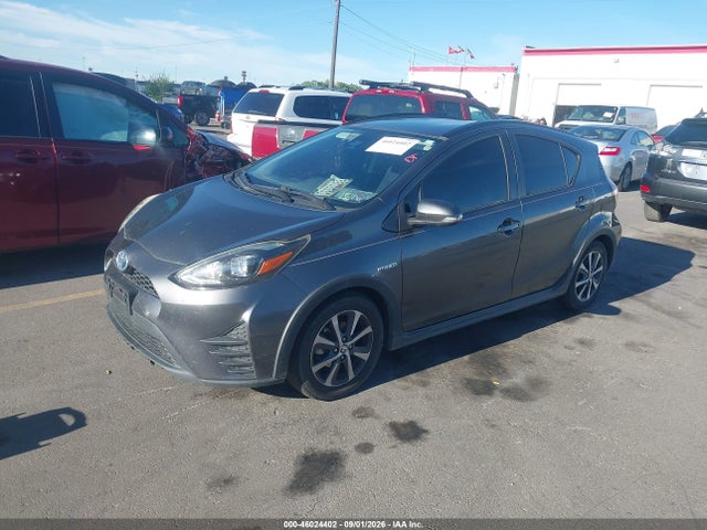 Toyota Prius C Three 2018 JTDKDTB37J1614075 Image 2