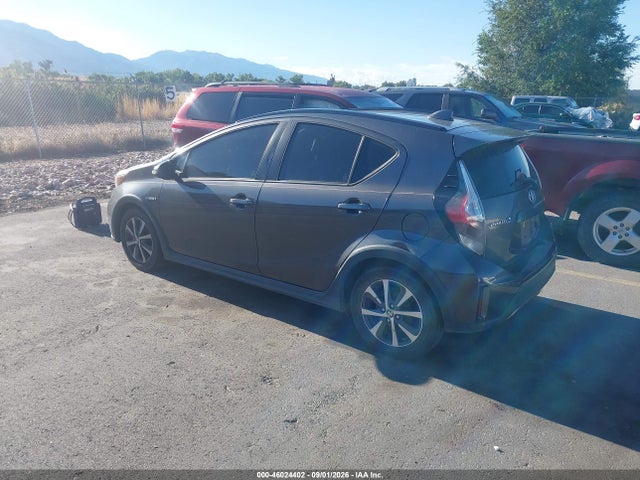 Toyota Prius C Three 2018 JTDKDTB37J1614075 Image 3
