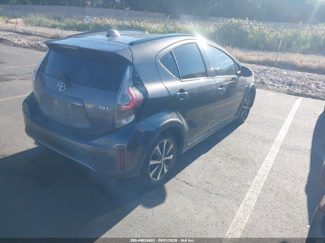 Toyota Prius C Three 2018 JTDKDTB37J1614075 Image 4