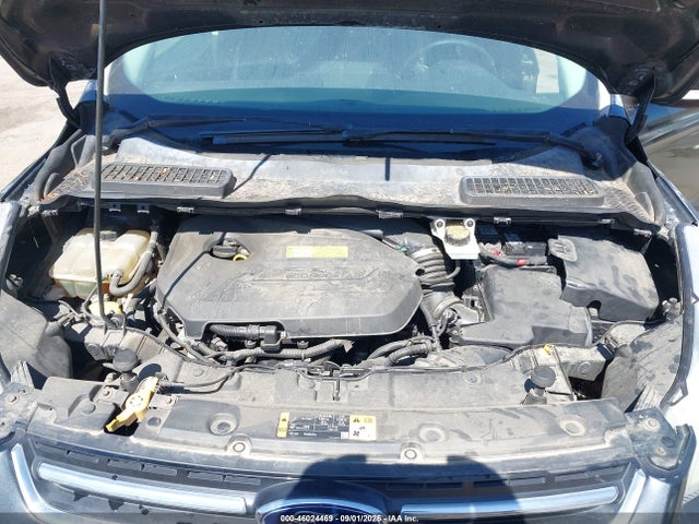 1FMCU0JX7EUB72566 Ford Escape Titanium