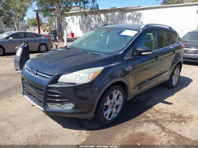 1FMCU0JX7EUB72566 Ford Escape Titanium
