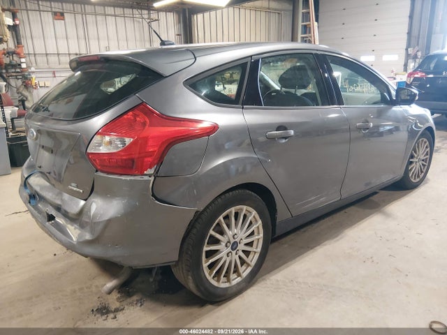 46024482 :رقم المزاد ، 1FADP3K20EL408426 vin ، 2014 Ford Focus Se مزاد بيع