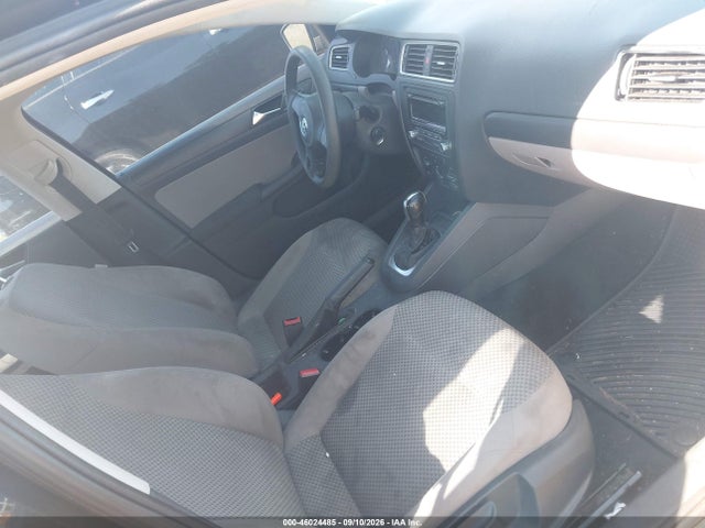 Продажа на аукционе авто 2012 Volkswagen Jetta 2.0l S, vin: 3VW2K7AJ5CM335420, номер лота: 46024485