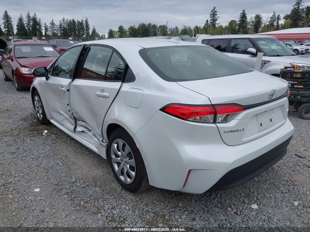 Toyota COROLLA LE 2026 JTDB4MEE8T3033906 Image 3