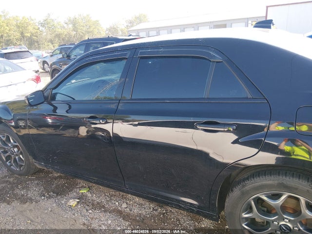 46024526 :رقم المزاد ، 2C3CCAGG4HH534871 vin ، 2017 Chrysler 300 300s Awd مزاد بيع
