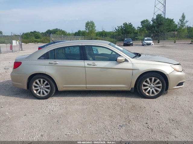 2011 Chrysler 200 Touring მანქანა იყიდება აუქციონზე, vin: 1C3BC1FB5BN521109, აუქციონის ნომერი: 46024543