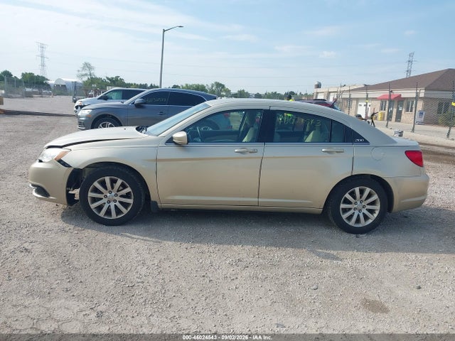 2011 Chrysler 200 Touring მანქანა იყიდება აუქციონზე, vin: 1C3BC1FB5BN521109, აუქციონის ნომერი: 46024543