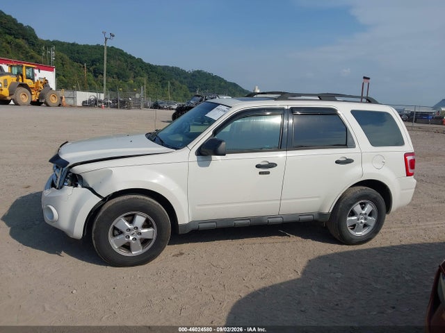 46024580 :رقم المزاد ، 1FMCU93G79KC80950 vin ، 2009 Ford Escape Xlt مزاد بيع