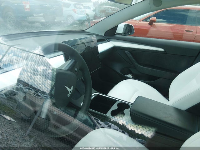 46024593 :رقم المزاد ، 5YJ3E1EB8NF233860 vin ، 2022 Tesla Model 3 Long Range Dual Motor All-wheel Drive مزاد بيع