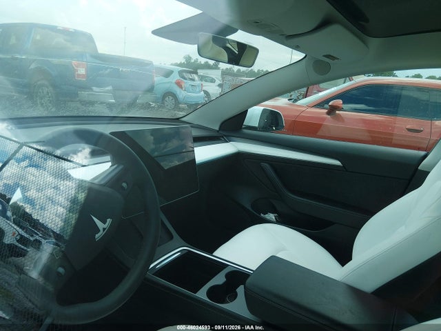 46024593 :رقم المزاد ، 5YJ3E1EB8NF233860 vin ، 2022 Tesla Model 3 Long Range Dual Motor All-wheel Drive مزاد بيع