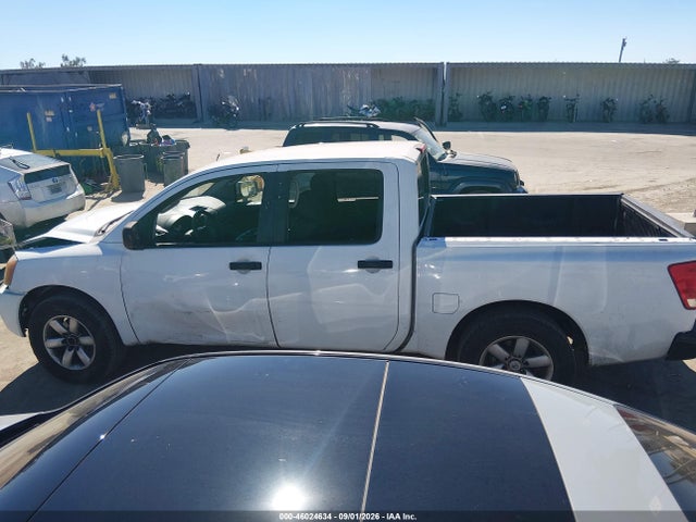 46024634 :رقم المزاد ، 1N6AA0EK1CN310304 vin ، 2012 Nissan Titan S مزاد بيع