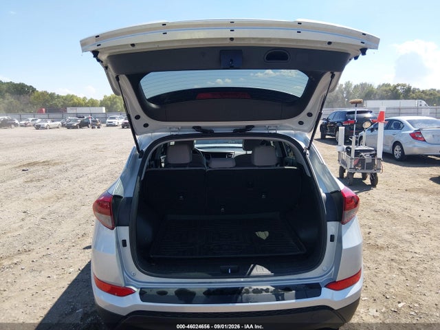 2017 Hyundai Tucson Se მანქანა იყიდება აუქციონზე, vin: KM8J33A46HU407514, აუქციონის ნომერი: 46024656