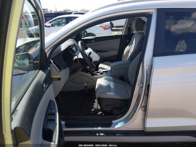 2017 Hyundai Tucson Se მანქანა იყიდება აუქციონზე, vin: KM8J33A46HU407514, აუქციონის ნომერი: 46024656