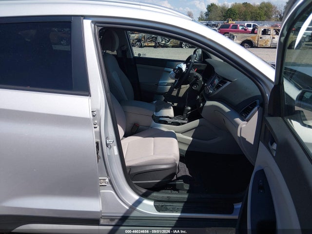 2017 Hyundai Tucson Se მანქანა იყიდება აუქციონზე, vin: KM8J33A46HU407514, აუქციონის ნომერი: 46024656