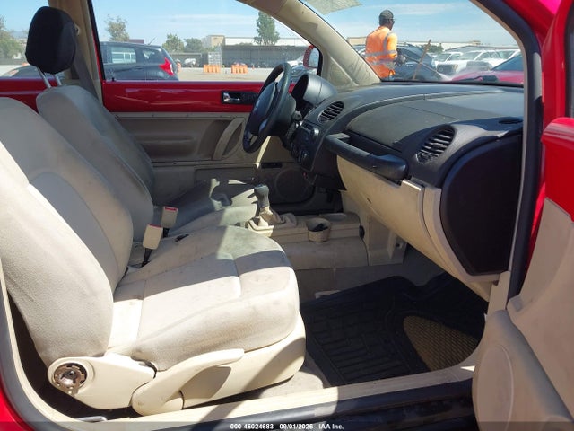 46024683 :رقم المزاد ، 3VWCC21C7XM443310 vin ، 1999 Volkswagen New Beetle Gls مزاد بيع