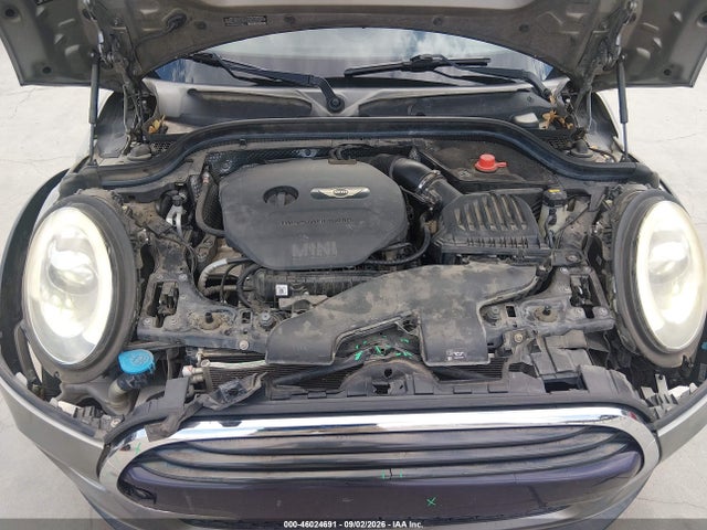 46024691 :رقم المزاد ، WMWWG5C54G3A83466 vin ، 2016 Mini Convertible Cooper مزاد بيع