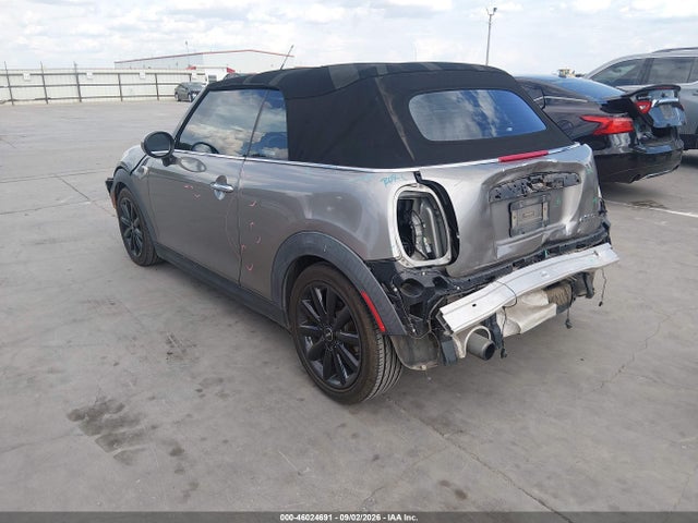 46024691 :رقم المزاد ، WMWWG5C54G3A83466 vin ، 2016 Mini Convertible Cooper مزاد بيع