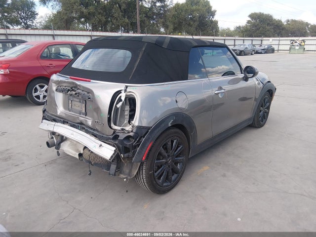 46024691 :رقم المزاد ، WMWWG5C54G3A83466 vin ، 2016 Mini Convertible Cooper مزاد بيع