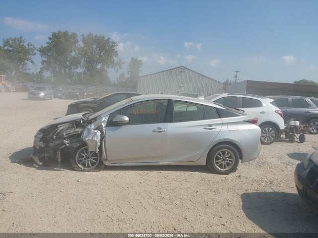 Продаж на аукціоні авто 2017 Toyota Prius Two, vin: JTDKBRFU3H3544911, номер лоту: 46024700