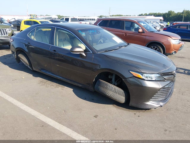 Продажа на аукционе авто 2018 Toyota Camry Le, vin: JTNB11HKXJ3034945, номер лота: 46024727