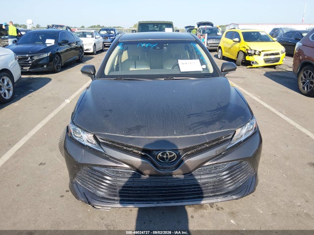 46024727 :رقم المزاد ، JTNB11HKXJ3034945 vin ، 2018 Toyota Camry Le مزاد بيع