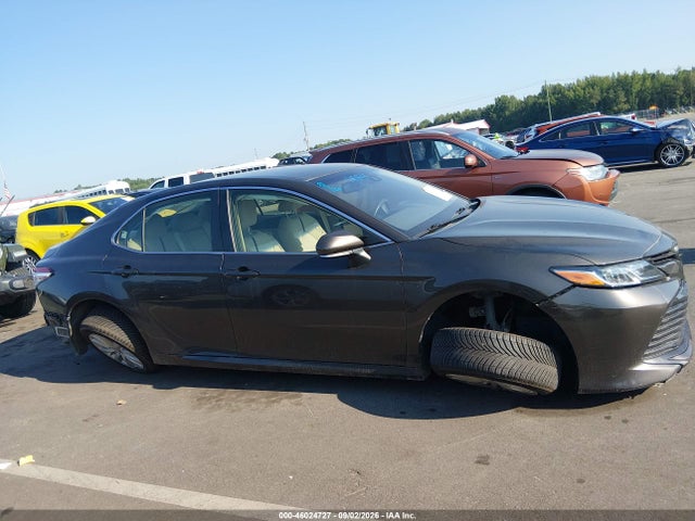 46024727 :رقم المزاد ، JTNB11HKXJ3034945 vin ، 2018 Toyota Camry Le مزاد بيع