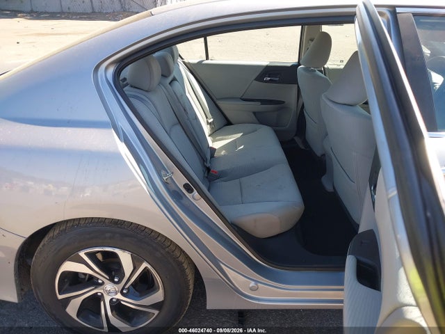 Aukcja sprzedaży 2017 Honda Accord Lx, vin: 1HGCR2F31HA306423, numer aukcji: 46024740
