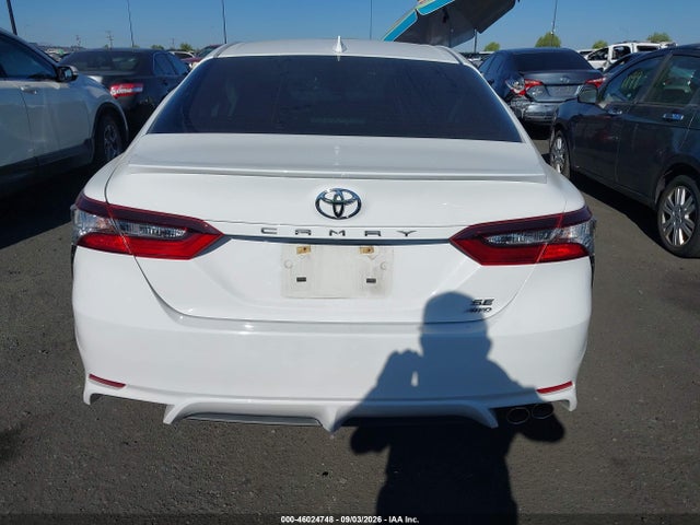 4T1T11BK1NU061979 Toyota Camry Se Awd