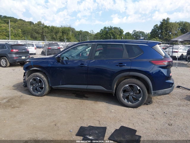 Продажа на аукционе авто 2024 Nissan Rogue Sv Intelligent Awd, vin: 5N1BT3BBXRC678424, номер лота: 46024768