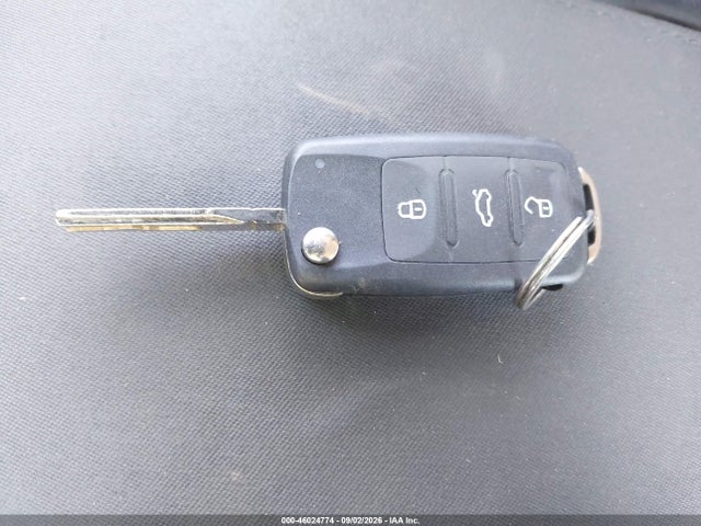 2014 Volkswagen Tiguan S მანქანა იყიდება აუქციონზე, vin: WVGAV3AX7EW501969, აუქციონის ნომერი: 46024774