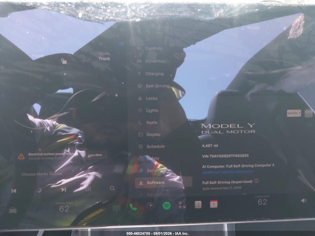 7SAYGDEE6TF653855 Tesla Model Y All-wheel Drive/long Range Launch Series/premium All-wheel Drive